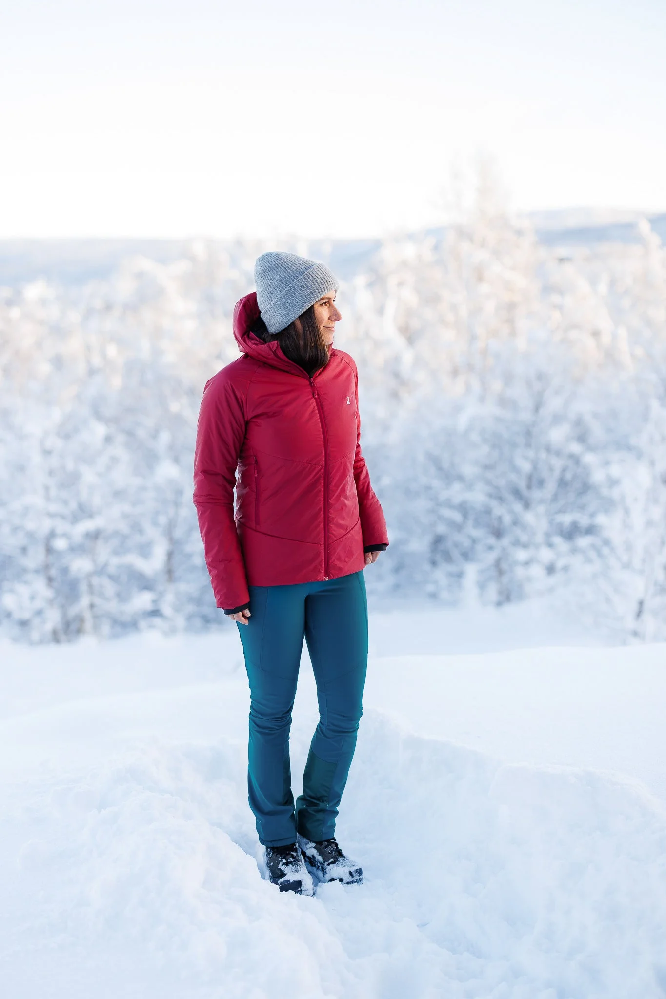 Elevate Insulated Jacket - Ruby - Image 12
