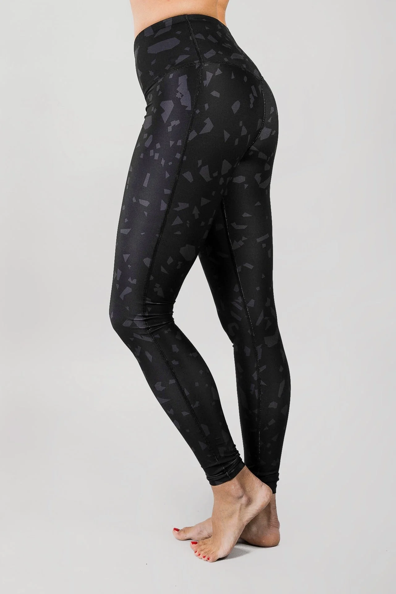 Hiker Leggings Black Terrazzo - Image 11