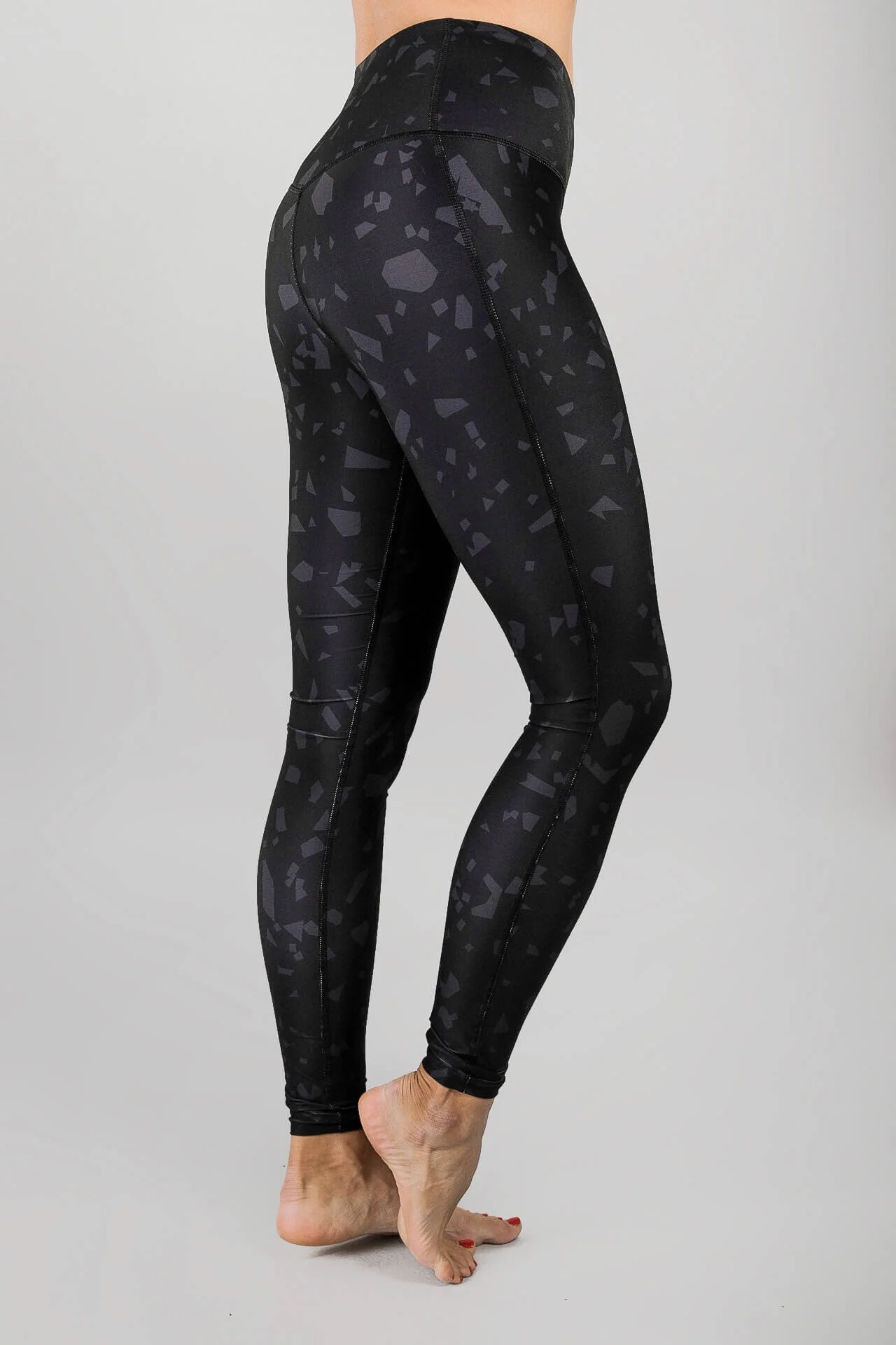 Hiker Leggings Black Terrazzo - Image 13