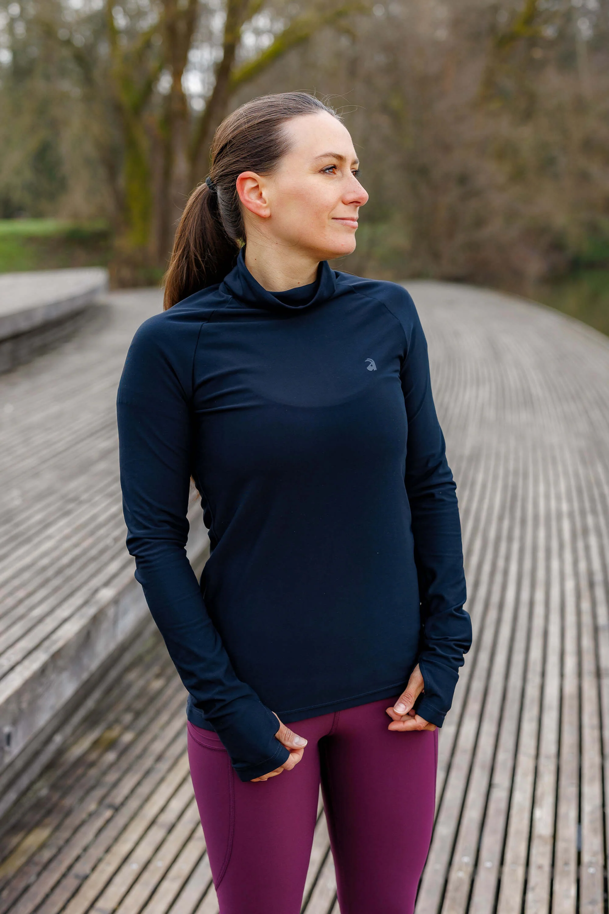 Momentum Sweater Dark Navy - Image 14