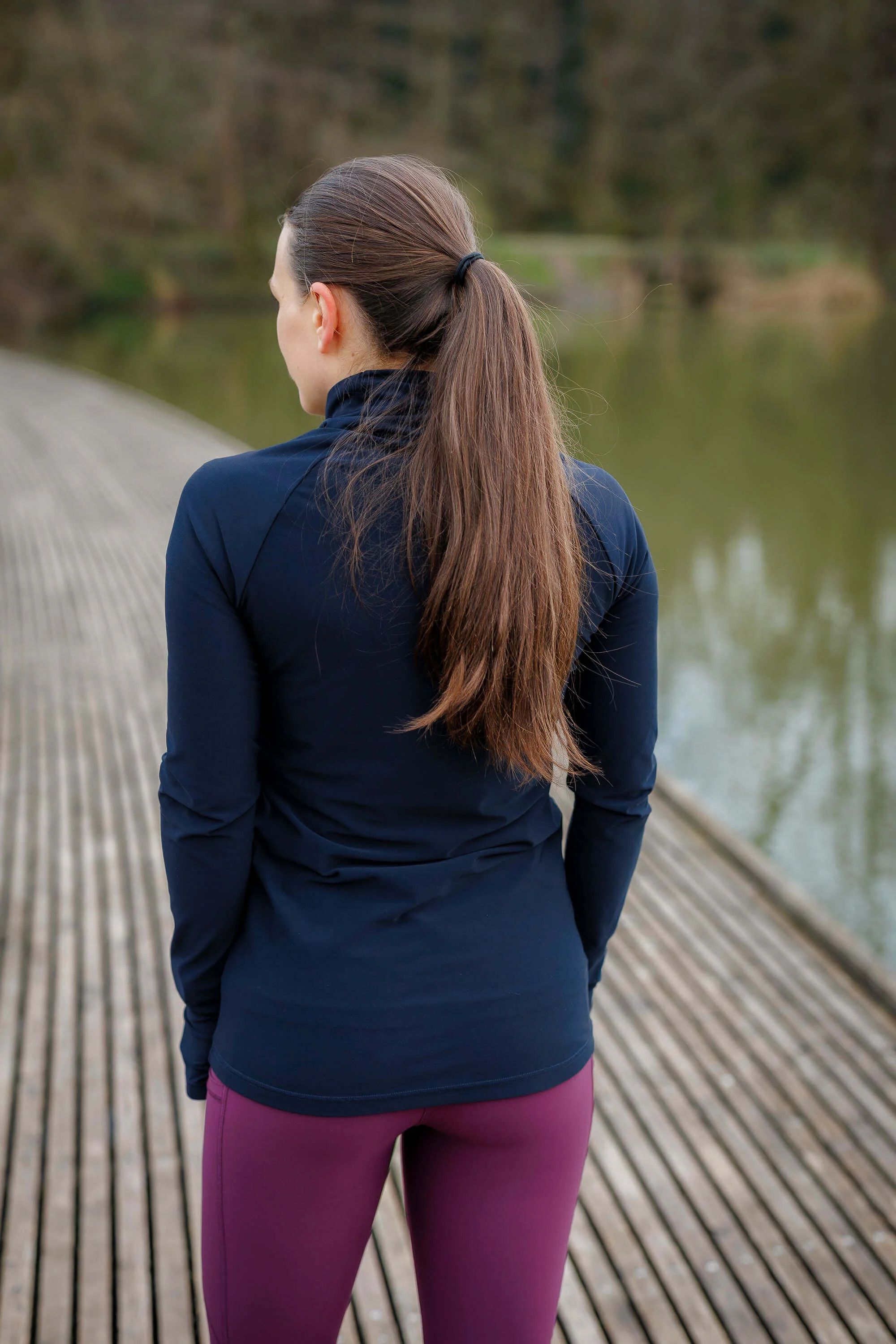 Momentum Sweater Dark Navy - Image 15