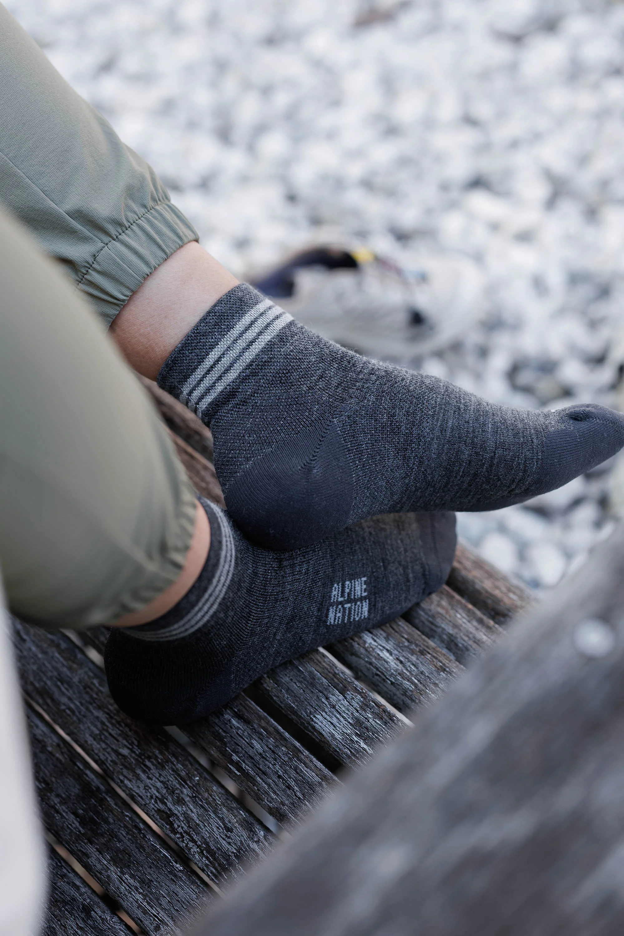Seceda Light Merino Mid Crew Socks Slate - Image 5