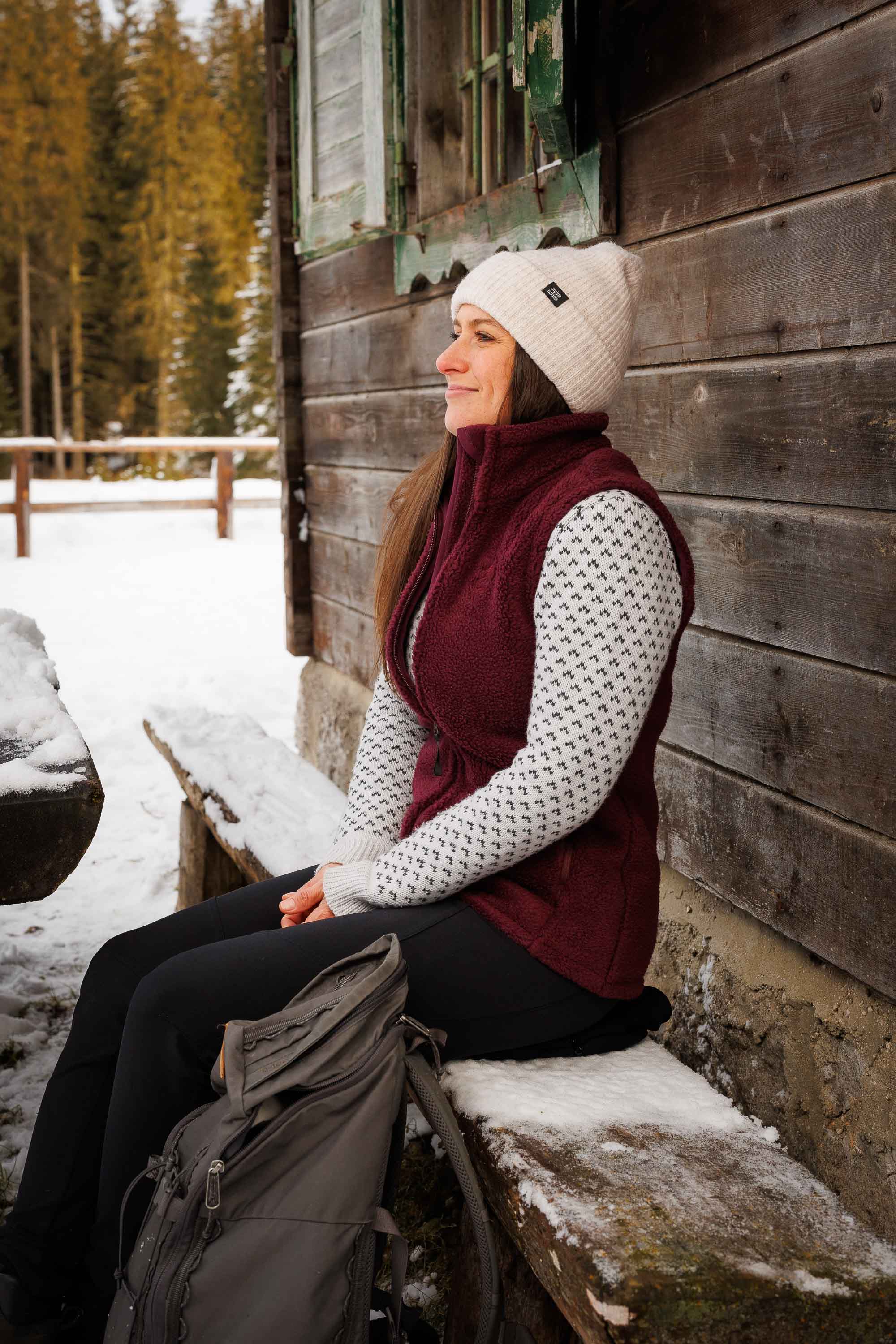 Sherpa Vest Burgundy - Image 17