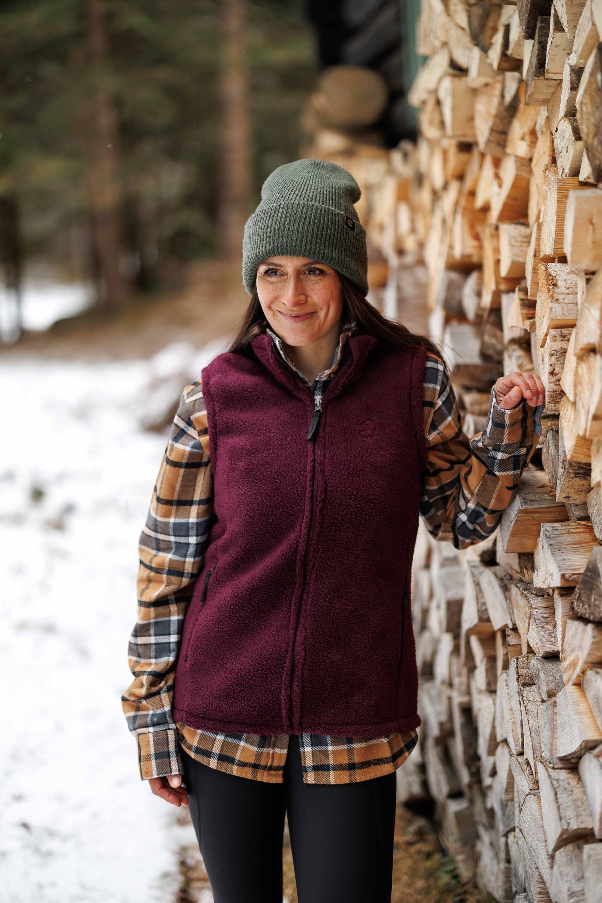 Sherpa Vest Burgundy - Image 3